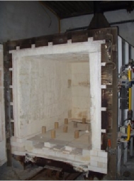 Shuttle kiln, gas heated