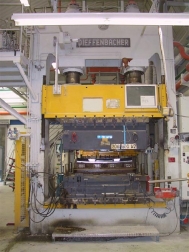 Hydraulikpresse, Dieffenbacher, 270 t, 1979