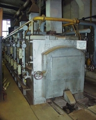 Shuttle kiln, gas heated