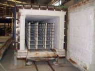 Shuttle kiln, gas heated