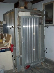 Shuttle kiln, electrically heated