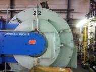 Vacuum tempering furnace