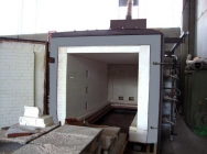 Shuttle kiln, gas heated, used