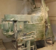 Counter-current high-speed mixer DE 14, with lifting cage-feeder, used