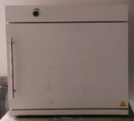 Drying cabinet, 120 Liter, 300 °C, used - check availability