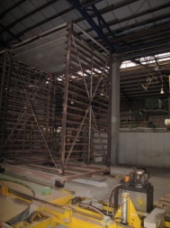 Tunnel dryer for roof tiles, used