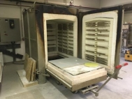 Shuttle kiln, electrically heated, 1340 °C, 2 pcs. kiln cars - used