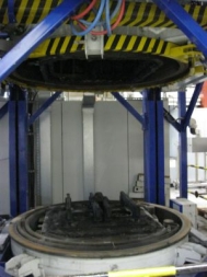 Vertical vacuum furnace, 1050 ° C, used - LIKE NEW